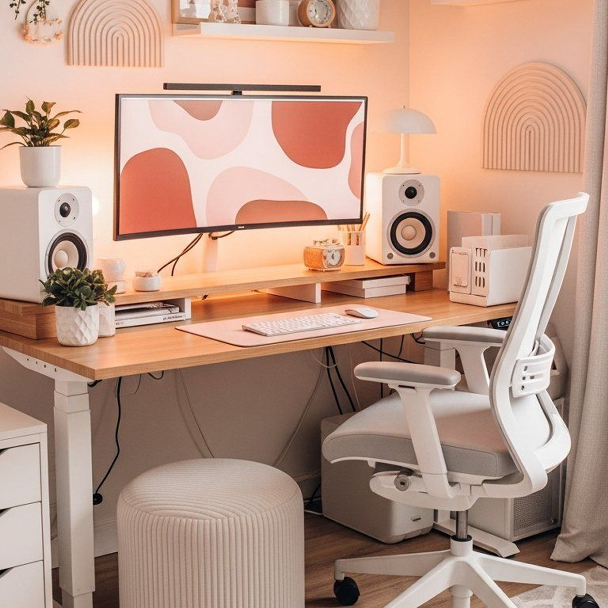 Auspicious work desk setup