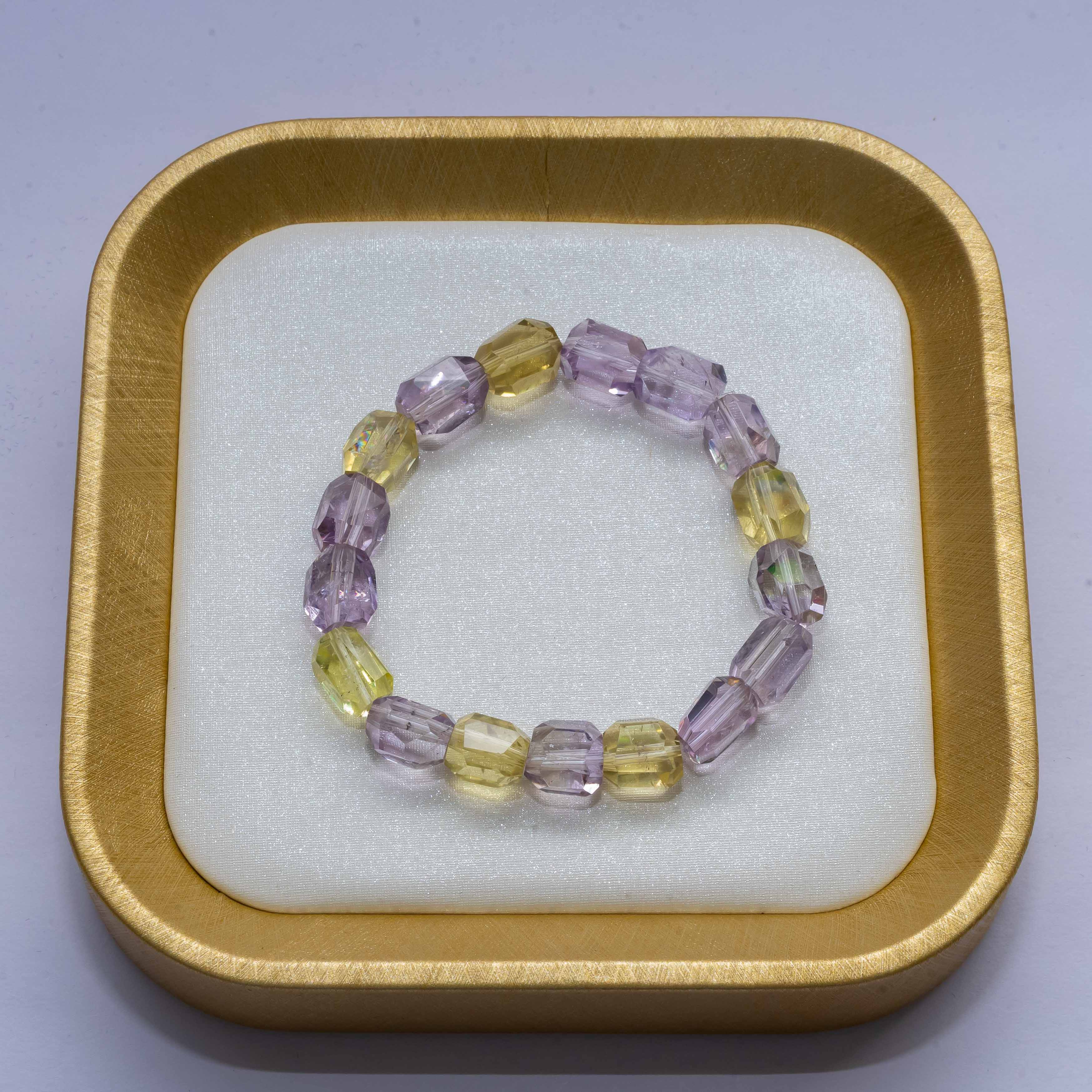Prosperity Guardian Bracelet Secondary image